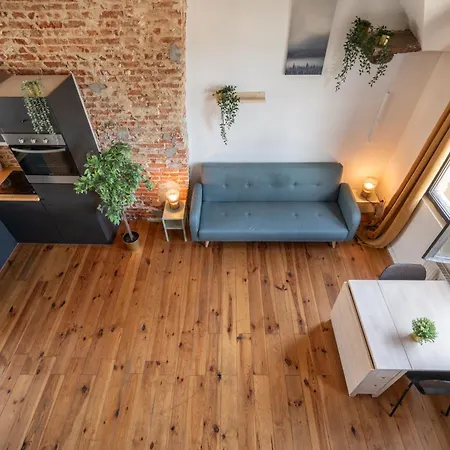 Charming Two-bedroom River Side Antwerp