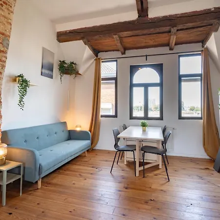 Apartment Charming Two-bedroom River Side Antwerp